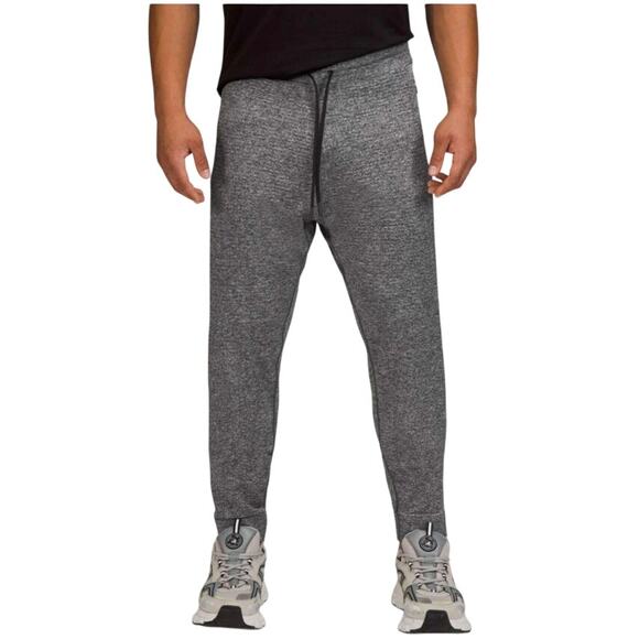 LULULEMON Engineered Warmth Joggers Men M Merino Wool Blend Sporty Lifestyle EUC - Picture 1 of 15